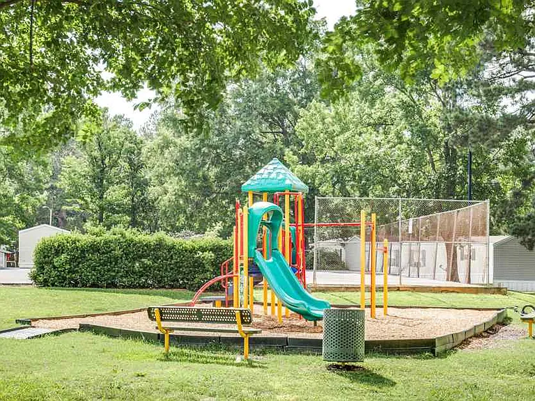 Green Spring Valley — Photo 6