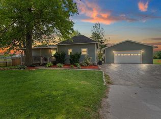 305 3rd St, Wellman, IA 52356