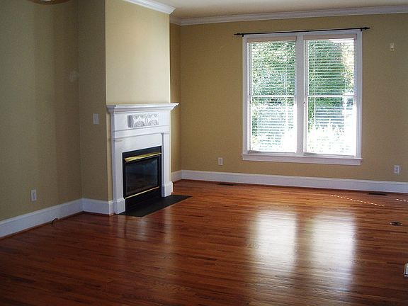 Open Living Room - Gas Fireplace