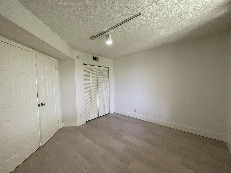4035 W McNab Rd #203F — Photo 10