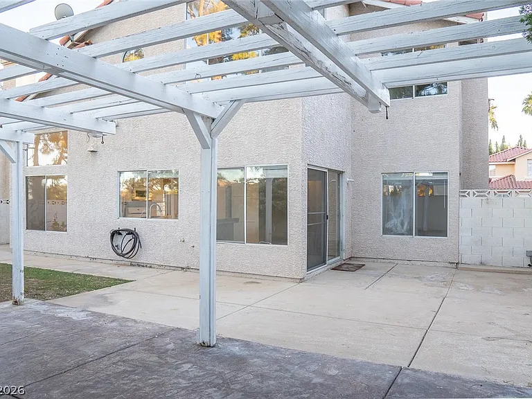 7608 Botany Bay Dr — Photo 16
