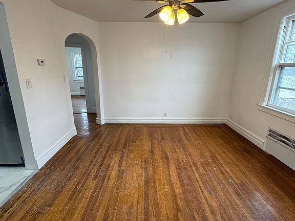 5th image of 15 Crotty Ave Floor 2