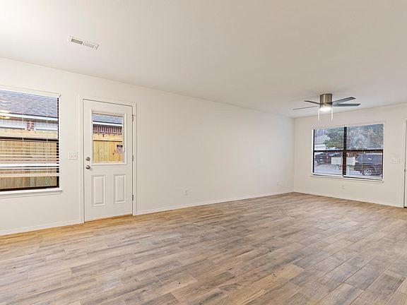 5th image of 1475 N Dawn Dr