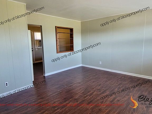 2nd image of 2305 Rosewood Ln