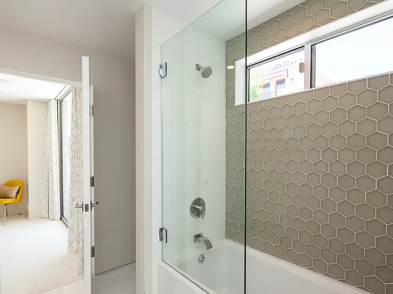 7502 Hillside Dr — Photo 26