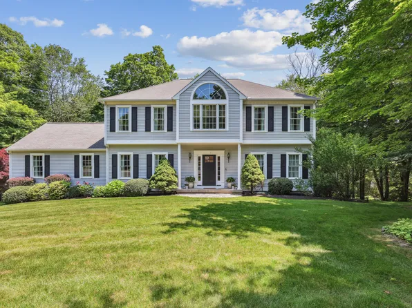 20 Andy Lane, Guilford, CT 06437