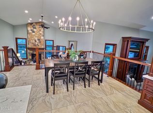 1916 Harding Pl, Bismarck, ND 58501
