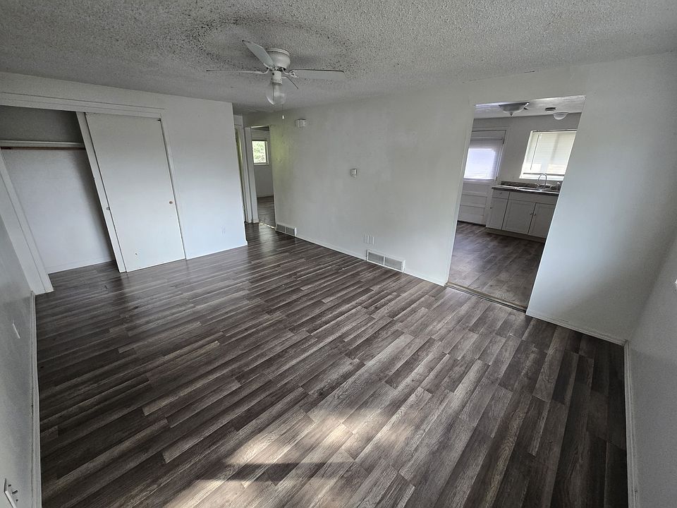 1st image of 1723 Duchess Dr #3