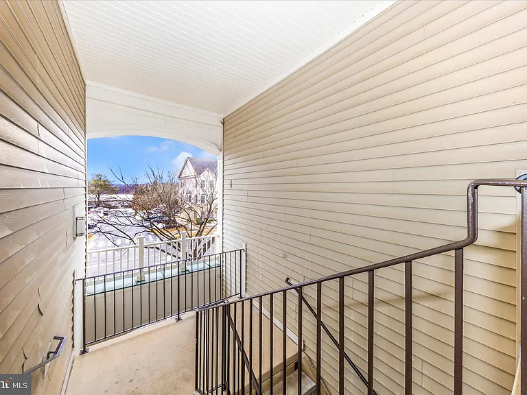13205 Cloppers Mill Dr #13D — Photo 37