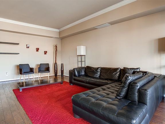 5th image of 3030 McKinney Ave APT 404