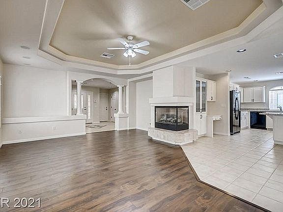 1st image of 10948 Royal Highlands St