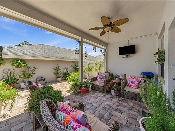 2nd image of 9606 Royce Dr