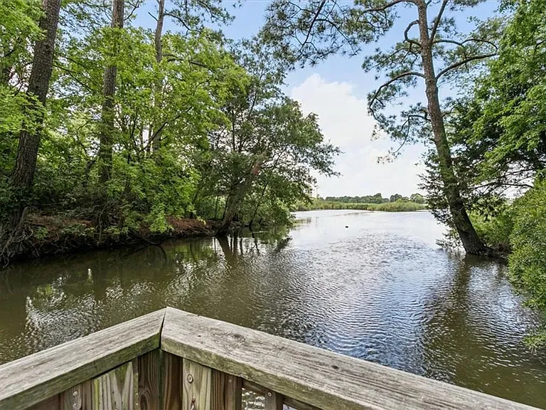 1303 Tides Edge Ct — Photo 23