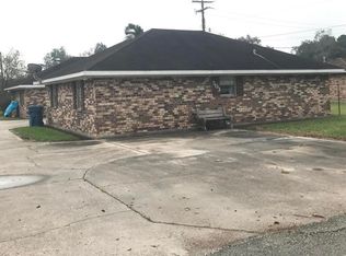 503B Molbert Ln, Breaux Bridge, LA 70517