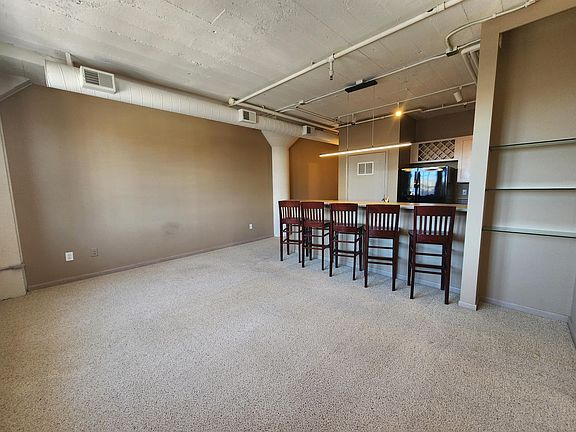 3rd image of 1024 Dodge St APT 503