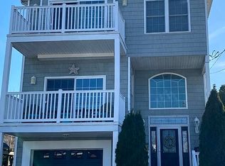 308 W Wildwood Ave, Wildwood, NJ 08260