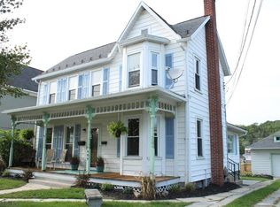 409 E Penn St, Bedford, PA 15522