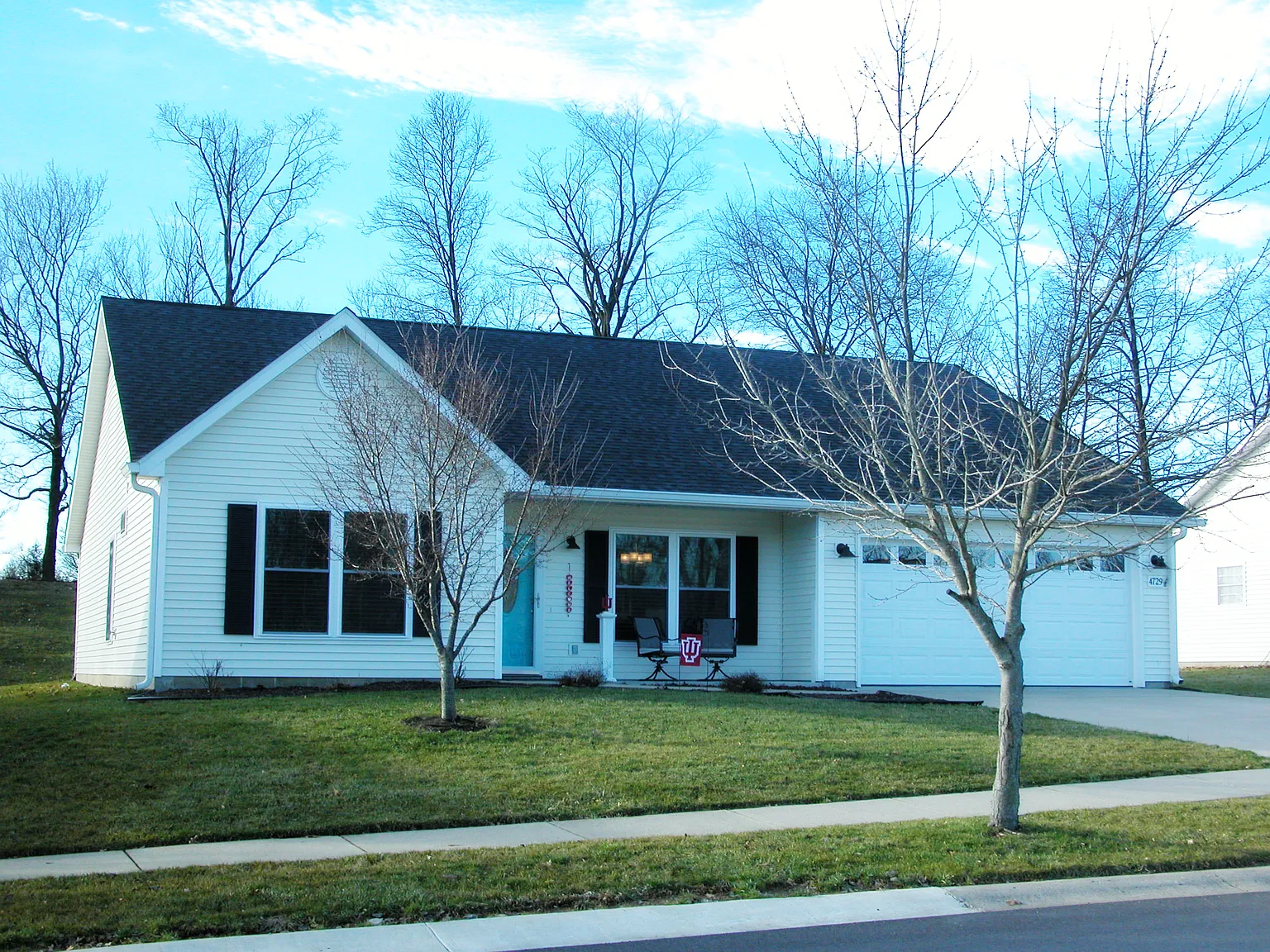 4729 W Teresa Ln photo 1
