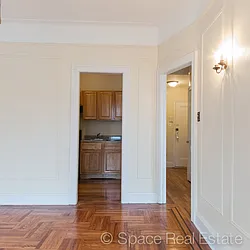 Rented by Washington Realty Corp.