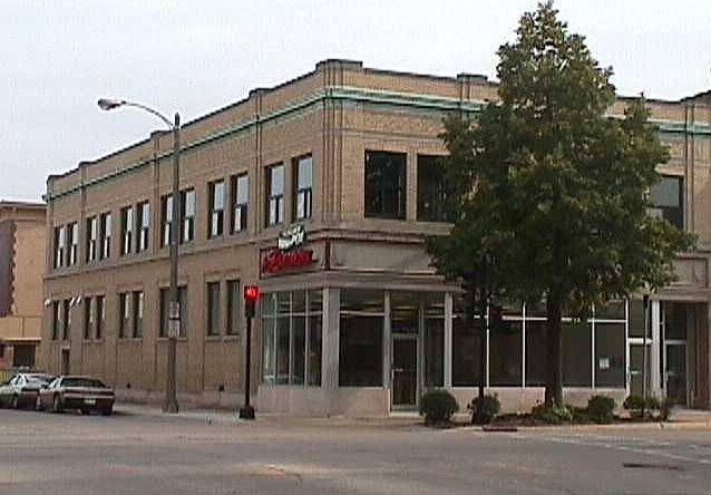 101-103 W Milwaukee