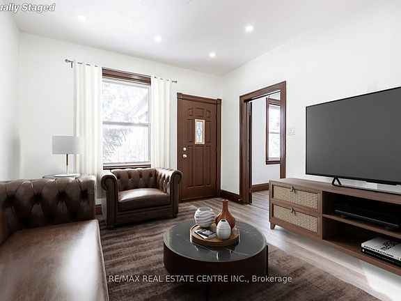 3rd image of 5 Easton St