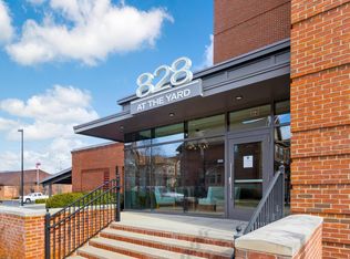 828 Bobcat Ave #305, Columbus, OH 43212