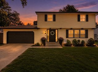 2002 Dominion Dr, Fort Wayne, IN 46815