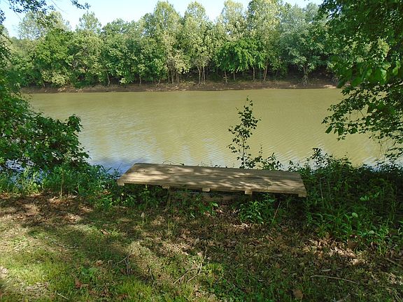 2nd image of 17541 Rangers Landing Rd