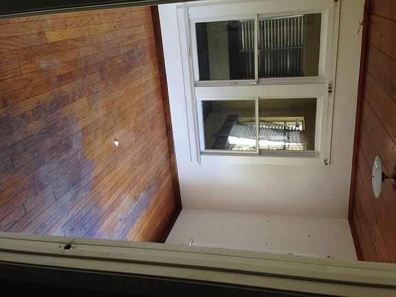 5th image of 650 59th St
