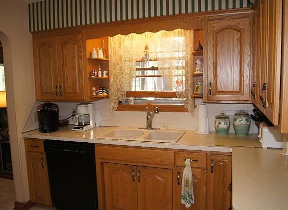 2nd image of 5906 W 34th St