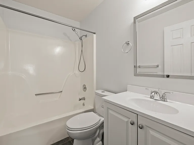 506 Greenbay Ave — Photo 22