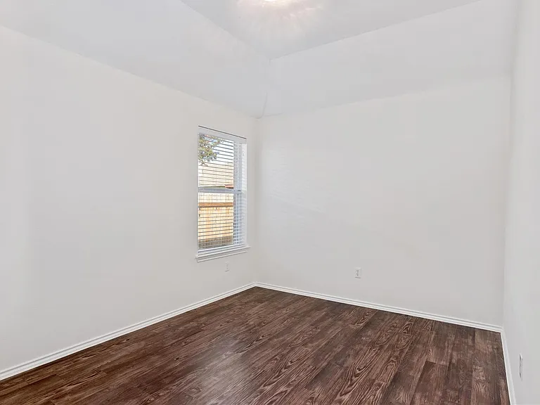 1117 Alexandria Way — Photo 22