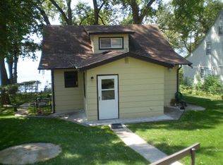 751 Lakeshore Dr, Ortonville, MN 56278