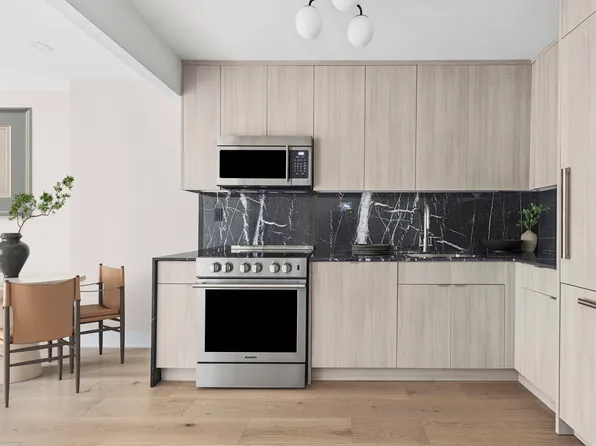 1811 Menahan Street image 2 of 7