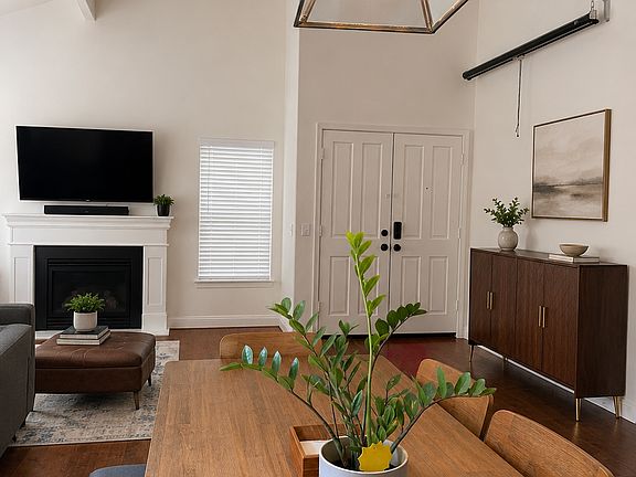 5th image of 55 Nightingale Dr