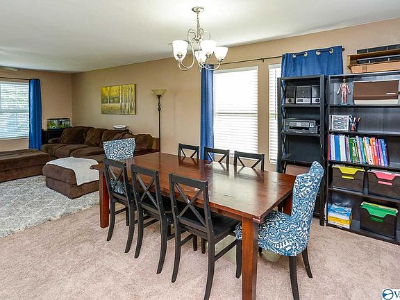 5th image of 2435 Belltown Dr SW