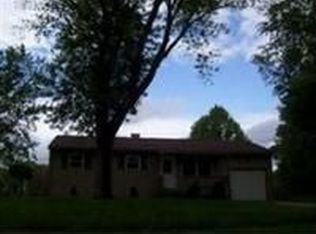 414 Asbury Ln, Niles, OH 44446