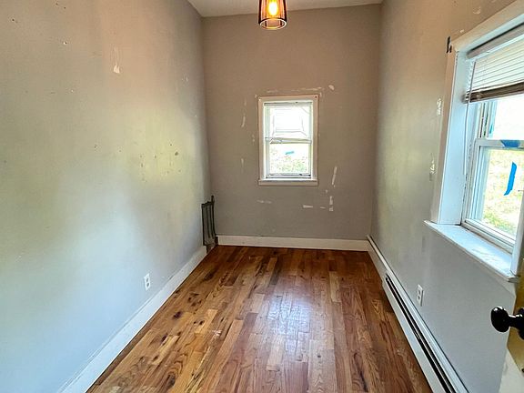 5th image of 149 Van Horne St #2