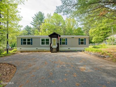 38 Warren Lane, Queensbury, NY, 12804