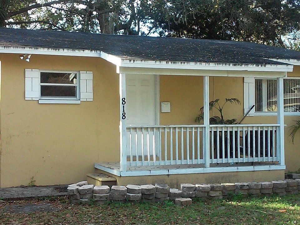 1st image of 818 26th Ave S