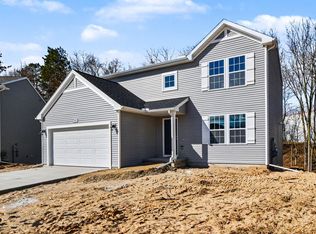 1005 Cedarwood Dr, Greenville, MI 48838