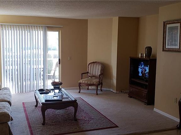 2nd image of 9481 Highland Oak Dr Unit 503
