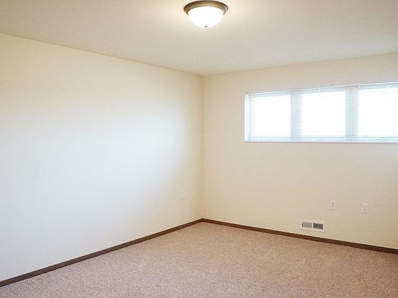 5th image of 9614 Red Forest Ln #307