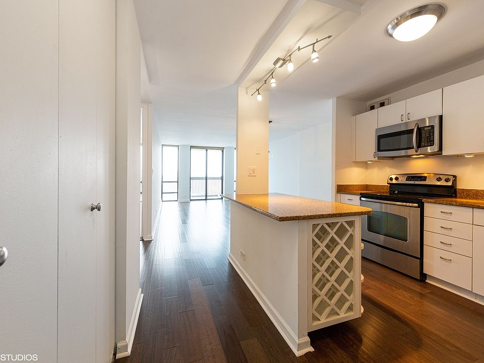1st image of 1660 N La Salle St #605