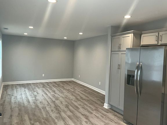 5th image of 600 Colonette Dr #A