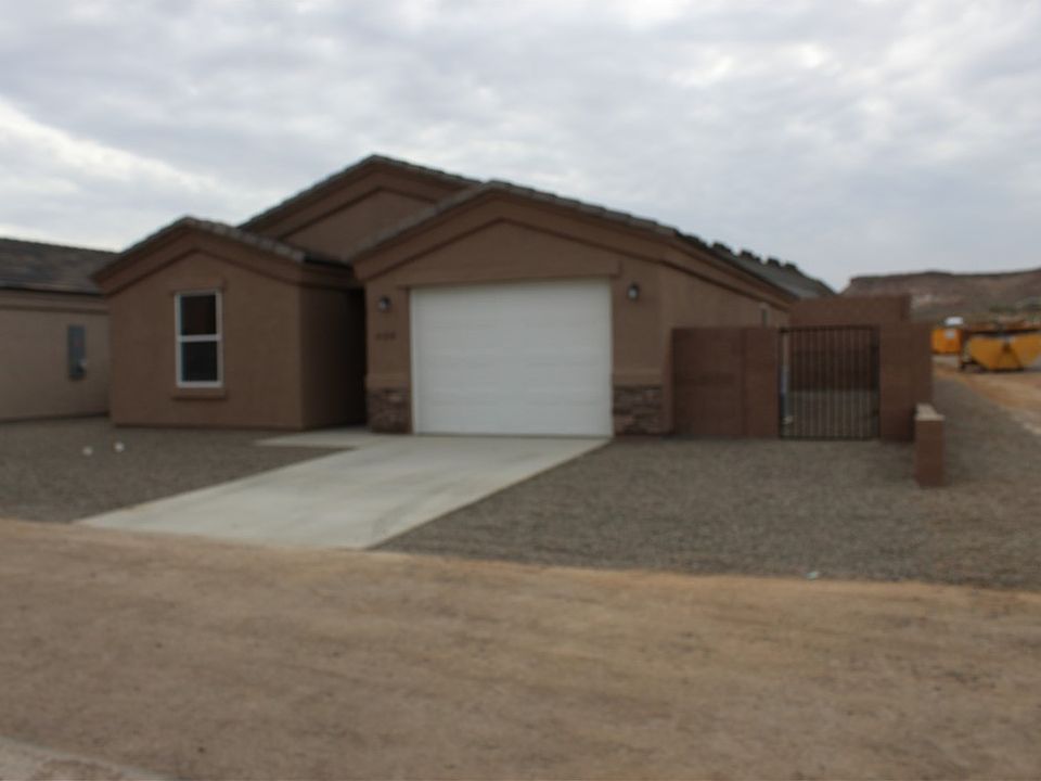 2nd image of 668 Vista Grande