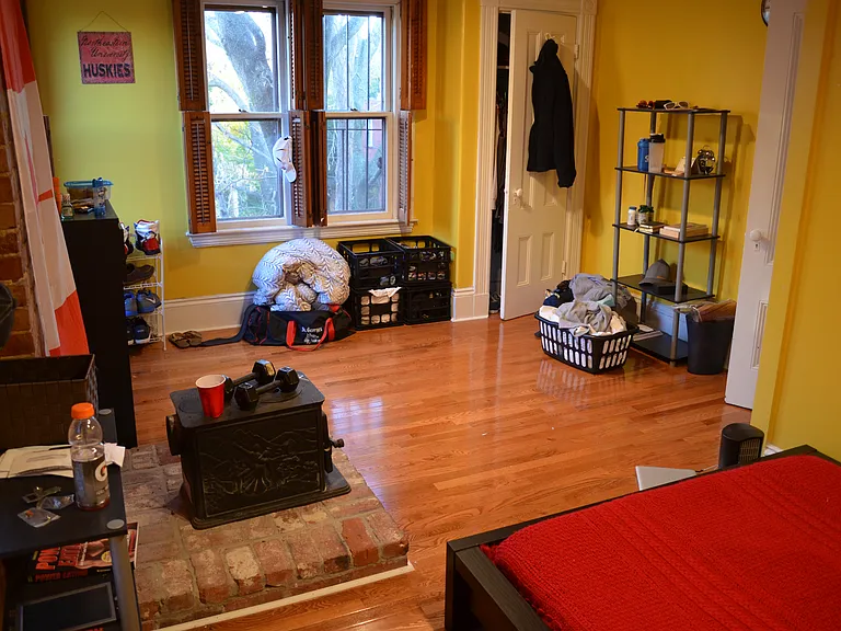 18 Warwick St #1 — Photo 8