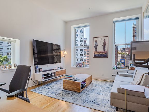 5th image of 80 4th Ave APT 6b