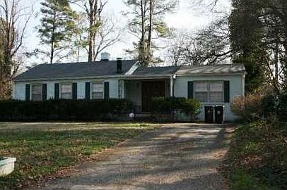 2nd image of 2130 Clairmont Ter