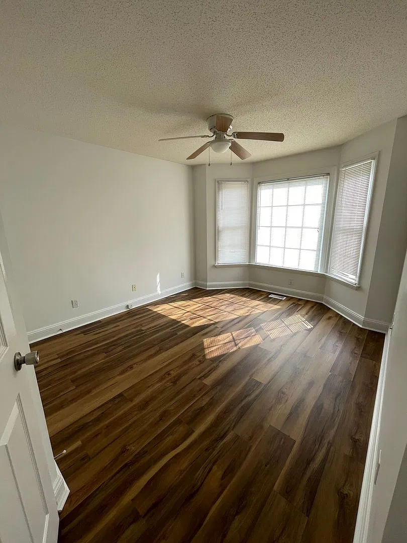 810 Summit Rd. — Photo 3